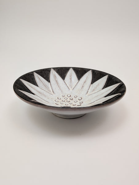 Anna Lisa Thomson for Upsala Ekeby Swedish Pottery Bowl or Dish, Circa 1950s